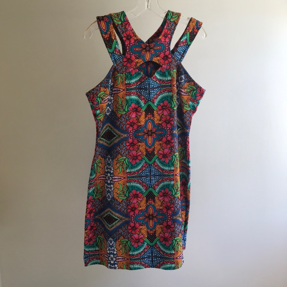 Beautiful dress for a great deal